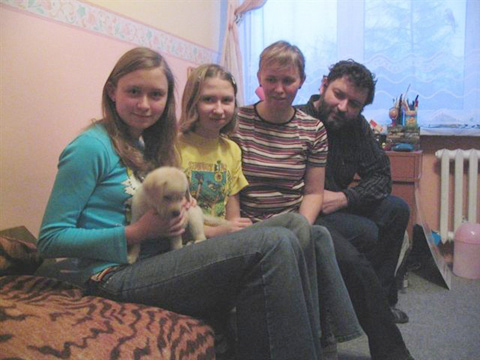 Państwo Pomykalscy z Tobbym